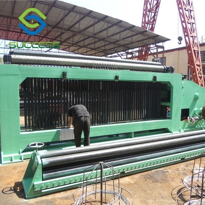 China Máquina verde de rede de arame hexagonal de 2,5 T com potência hidráulica de 2,2 kW fornecedor