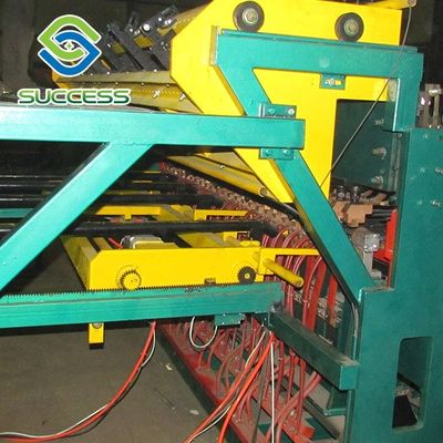 China Máquina de soldadura de malha de vedação de ponto único elétrica fornecedor