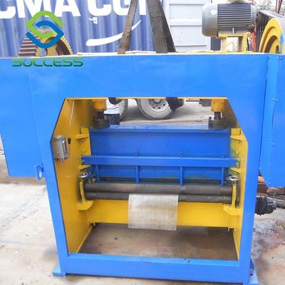 China 2.5KVA Eficiência de baixa potência de ruído Soldadora de vedação para arame galvanizado fornecedor