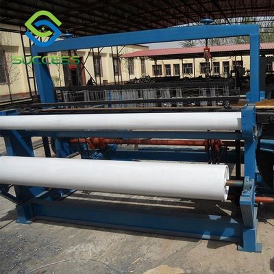 China Eficiência Baixo Ruído Potência 7.5kw Máquina de malha de arame de aço inoxidável com 2300 a 4300mm fornecedor