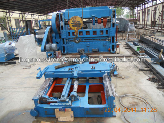 China Máquina de Fabricação de Metal Expandido Galvanizado Personalizada com Desempenho e Design Personalizado para Industrial e Design Personalizado fornecedor