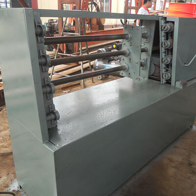 China Tamanho do buraco 6 8 8 10 10 12 12 15 Máquina de fabricação de gabião Utilizando fio revestido de PVC fornecendo fabricação de malha de fio durável fornecedor